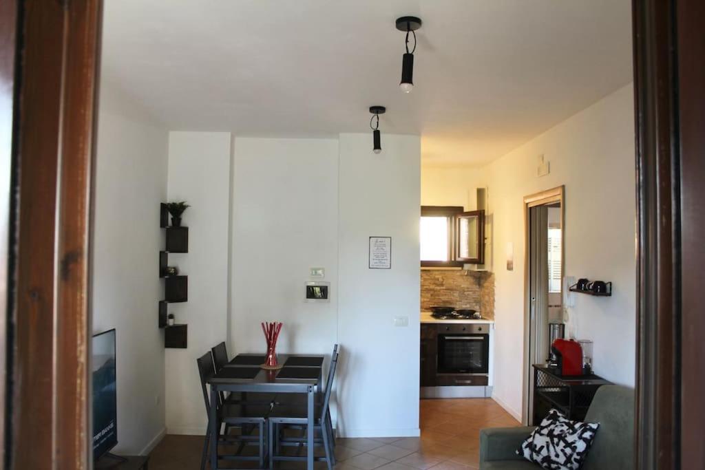 Апартаменты The Garden House Fco, Self Check In And Free Private Parking Фьюмичино Экстерьер фото